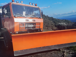 frontal snow plogh with mounting plate for tractor ssh 04 3 0 a