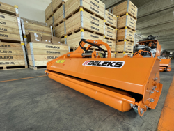 shredder with hydraulic side shift for orchard tractors mod jaguar 170