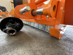 shredder with hydraulic side shift for orchard tractors mod jaguar 170