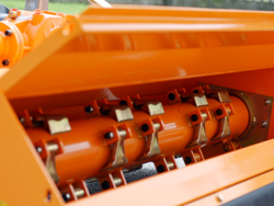 adjustable sideshift flail mower for medium sized tractors shredder mulcher mod tigre 160