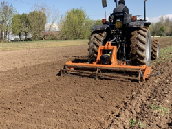 adjustable power harrow for tractors kr 210