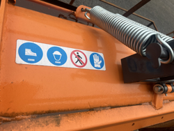 snowblade with 3 point linkage for tractor ln 200 c REFURBISHED 23